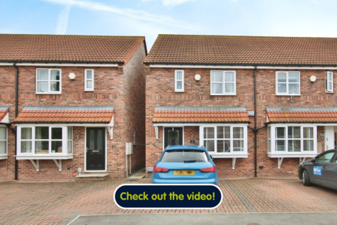 Partington Drive, Hull, HU9 5UB 3 bed end of terrace house for sale