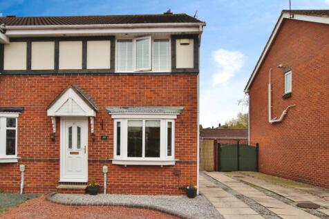 St Peters View, Bilton, Hull, HU11 4AE 3 bed semi