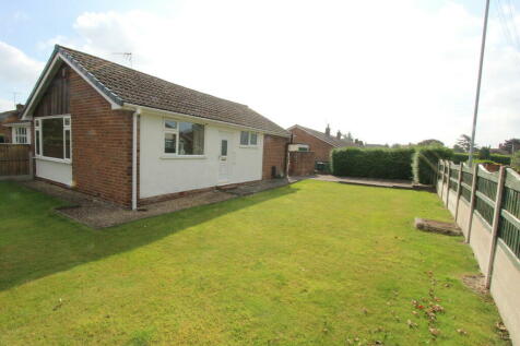 2 bedroom semi-detached bungalow for sale