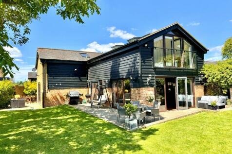 5 bedroom barn conversion for sale