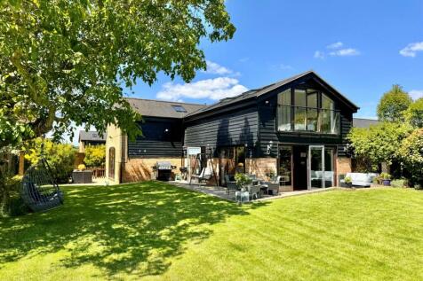 5 bedroom barn conversion for sale