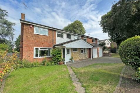 5 bedroom detached house for sale