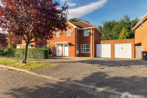 Longcroft Gardens, Welwyn Garden... 3 bed end of terrace house for sale