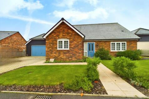 Chime Dell, Whitwell, Hitchin, SG4 3 bed detached bungalow for sale