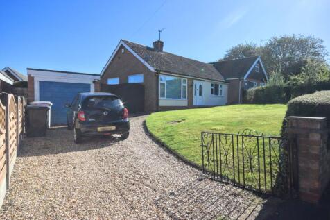2 bedroom semi-detached bungalow for sale