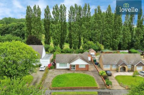 3 bedroom detached bungalow for sale