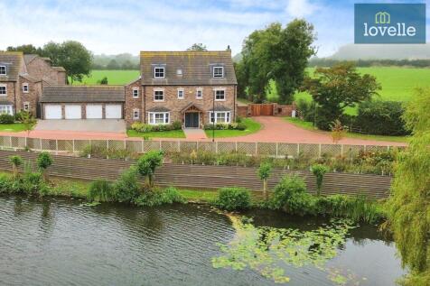Oakfield Lane, Waltham, Grimsby... 6 bed detached house for sale