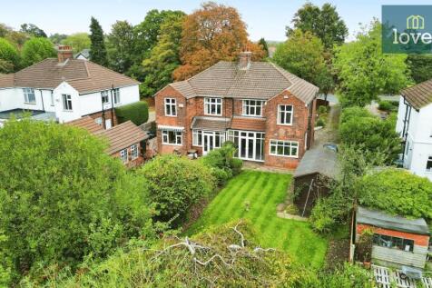 4 bedroom semi-detached house for sale