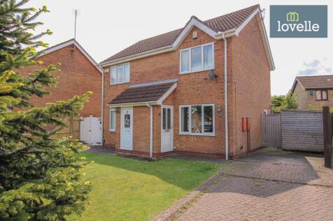 2 bedroom semi-detached house for sale
