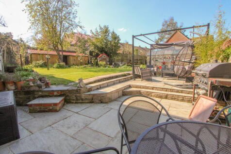 3 bedroom cottage for sale