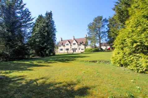 7 bedroom farm house for sale
