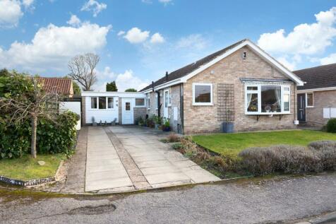 3 bedroom detached bungalow for sale