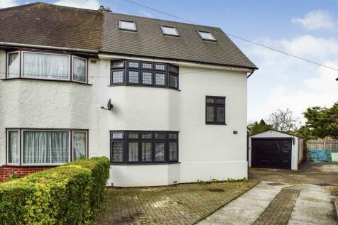 5 bedroom semi-detached house for sale