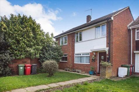 5 bedroom end of terrace house for sale