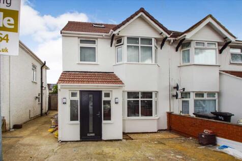 4 bedroom semi-detached house for sale
