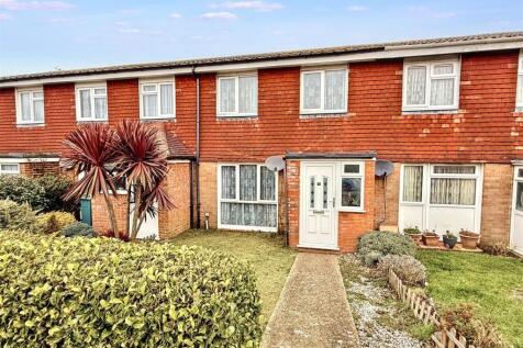 Bromley Close, Eastbourne 2 bed terraced house for sale