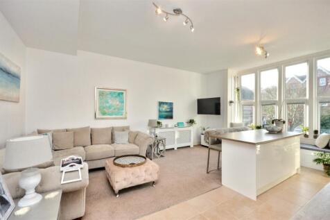 Eversfield Road, Eastbourne 2 bed flat for sale