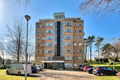 Compton Place Road, Eastbourne 2 bed flat for sale