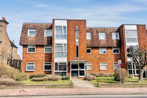 Lewes Road, Eastbourne 4 bed flat for sale