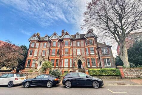 Blackwater Road, Eastbourne 2 bed flat for sale