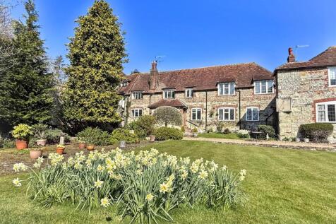 The Close, Ratton Village, Eastbourne 3 bed flat for sale