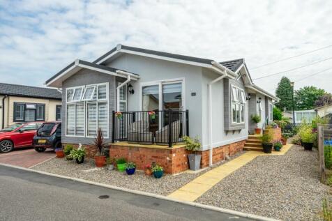 3 bedroom park home for sale