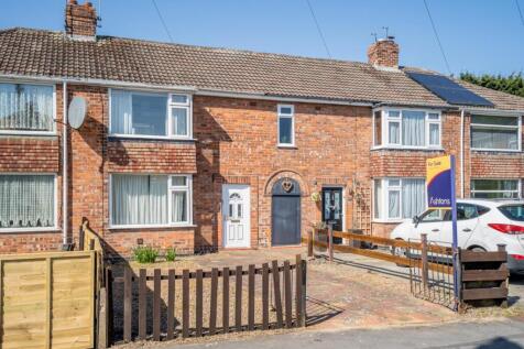 Scawton Avenue, York 2 bed terraced house for sale