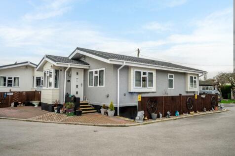 Elm Avenue, Acaster Malbis, York 2 bed detached bungalow for sale