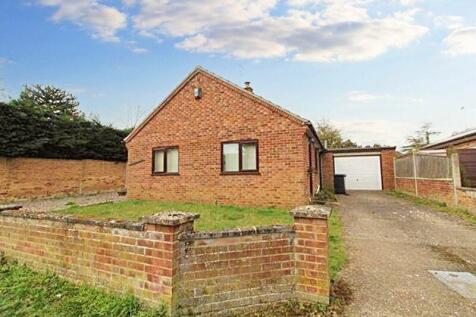 2 bedroom detached bungalow for sale