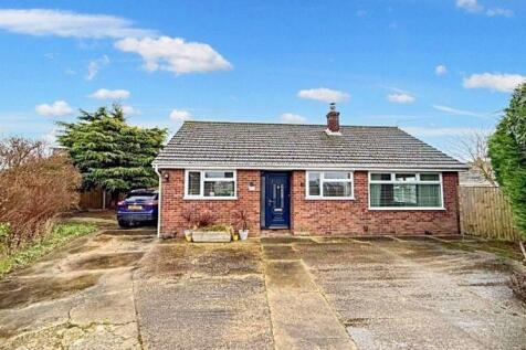 3 bedroom detached bungalow for sale