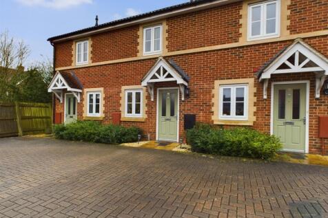 Fieldfare Way, Melksham SN12 2 bed terraced house for sale