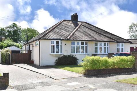 3 bedroom semi-detached bungalow for sale