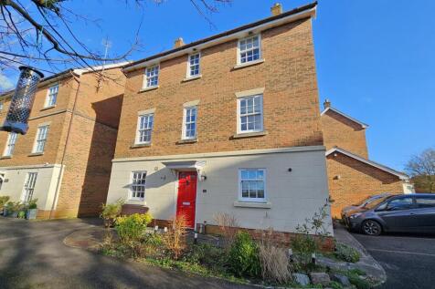 HATCHMORE ROAD, DENMEAD 4 bed detached house for sale