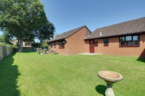 2 bedroom bungalow for sale