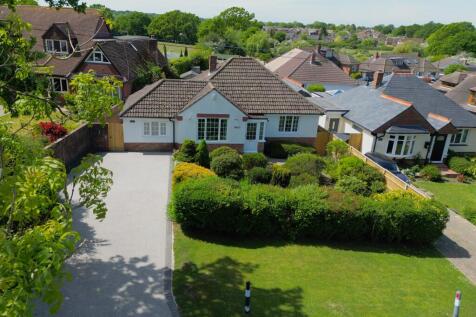SOAKE ROAD, DENMEAD 3 bed detached bungalow for sale