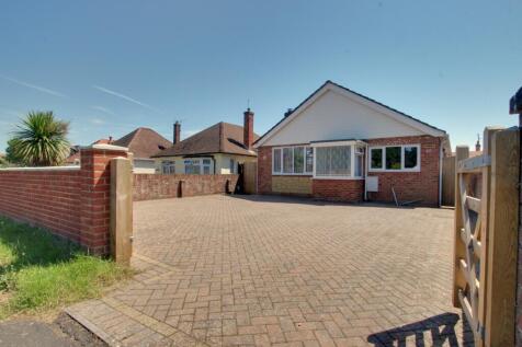 Selsmore Road, Hayling Island 2 bed detached bungalow for sale