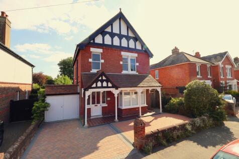 Grove Road, Havant 4 bed detached house for sale