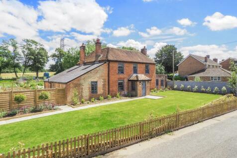 7 bedroom detached house for sale