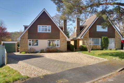 North Baddesley, Southampton 4 bed chalet for sale