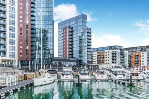 Ocean Village, Southampton 3 bed apartment for sale