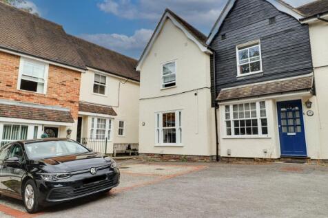 1 bedroom mews property for sale