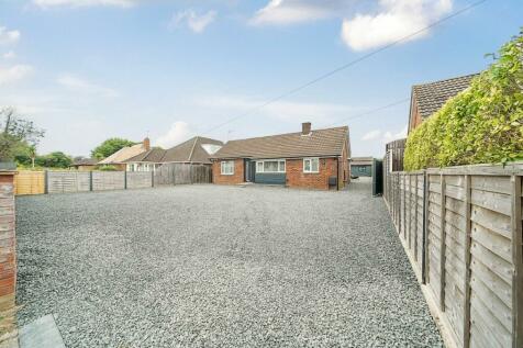 5 bedroom detached bungalow for sale