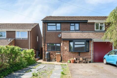 Sunnyside Close, Charlton, Andover... 4 bed semi
