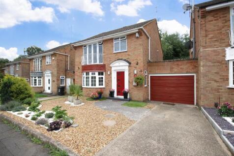Home Farm Close, Little Billing... 4 bed link detached house for sale
