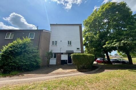 3 bedroom end of terrace house for sale