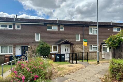 Flaxwell Court, Standens Barn... 2 bed terraced house for sale