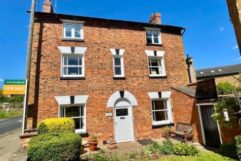 4 bedroom cottage for sale