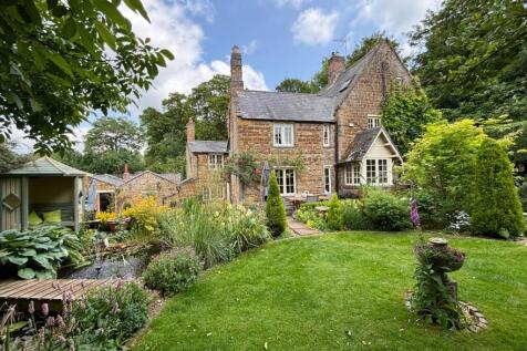 High Street, Lamport... 4 bed cottage for sale