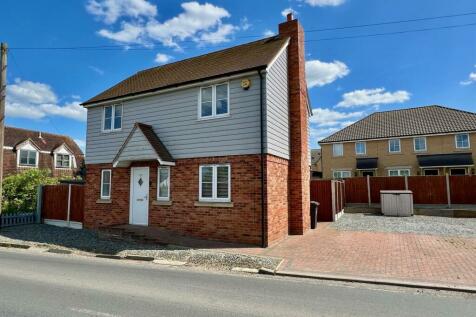 2 bedroom detached house for sale