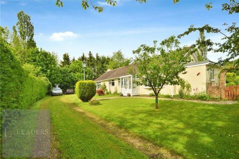 Nunnery Street, Castle Hedingham 5 bed bungalow for sale